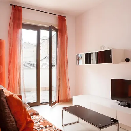 Real de Cartuja Apartments&Suites-3