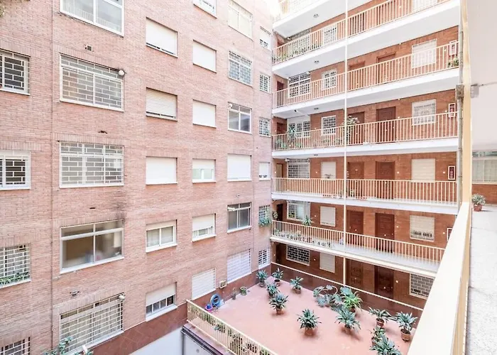 Modern Close To The City Center And Alhambra